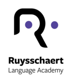 logo van Ruysschaert: een grote R met blauwe bol