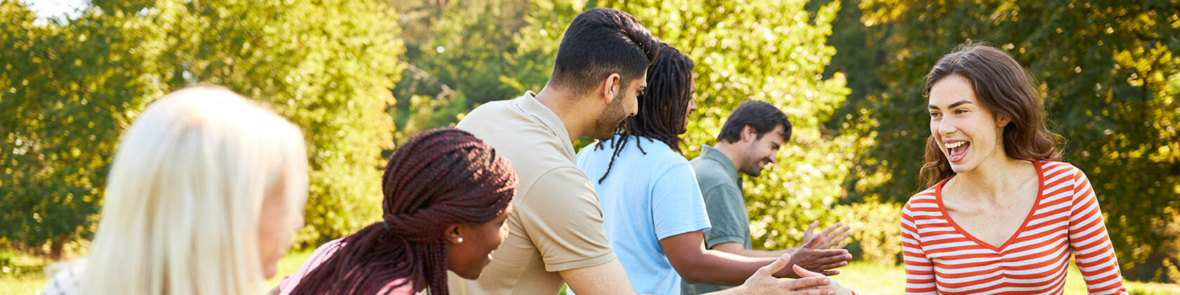 groep collega's in een park